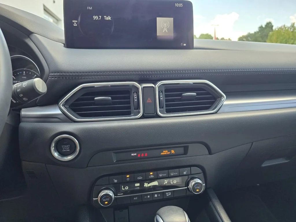 Used 2025 White Mazda 2.5 S Preferred image 15