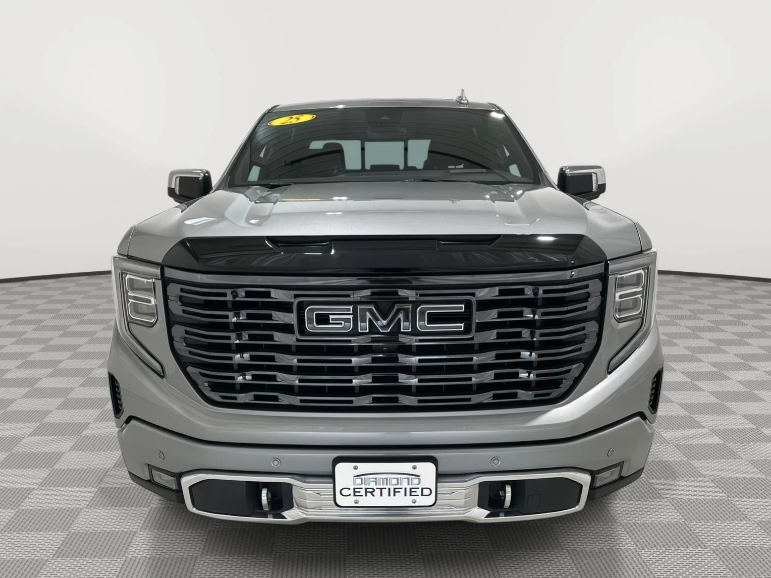 Used 2025 Sterling Metallic GMC Denali Ultimate image 8