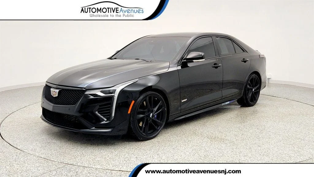 2024 Cadillac CT4 V-Series's photo
