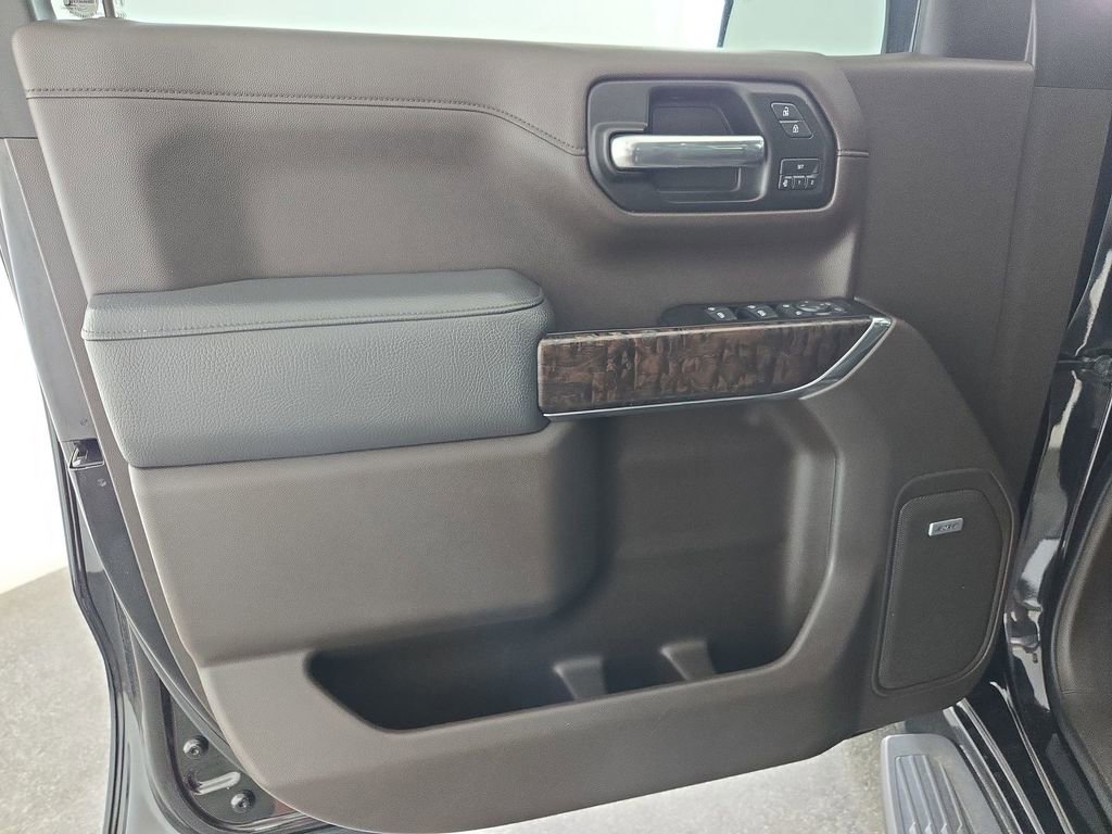 Used 2019 Black GMC Denali image 28