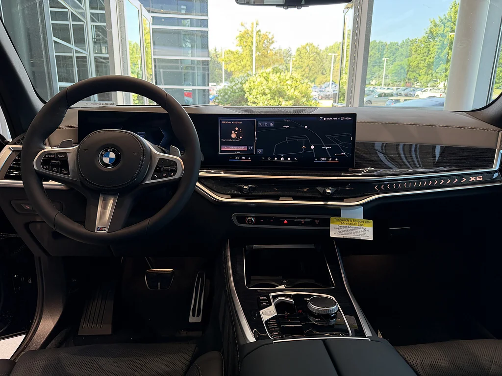 New 2026 Carbon Black Metallic BMW xDrive40i image 15