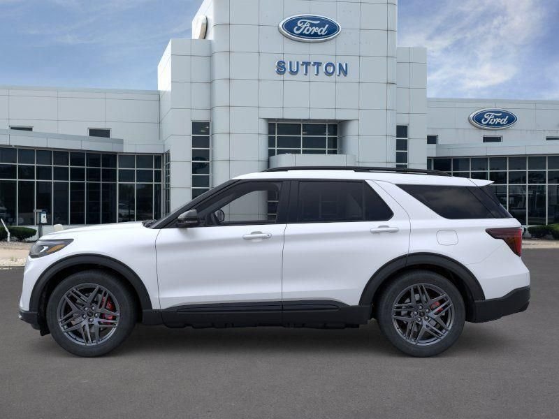 New 2026 Star White Metallic Tri-Coat Ford ST image 3