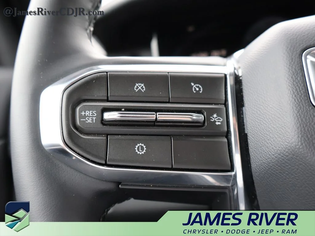 Used 2026 White GMC Elevation image 27