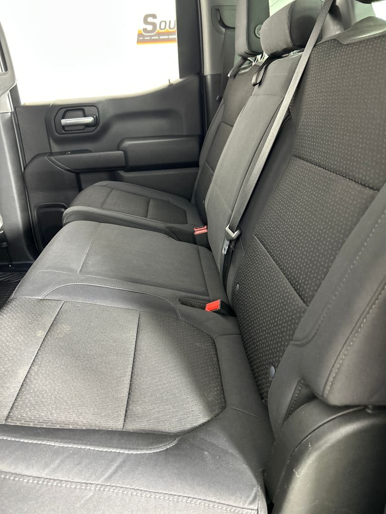 Used 2019 Silver Chevrolet Custom image 18