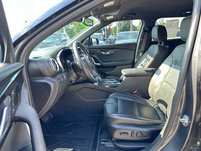 Certified Used 2019 Dark Gray Chevrolet Premier image 11
