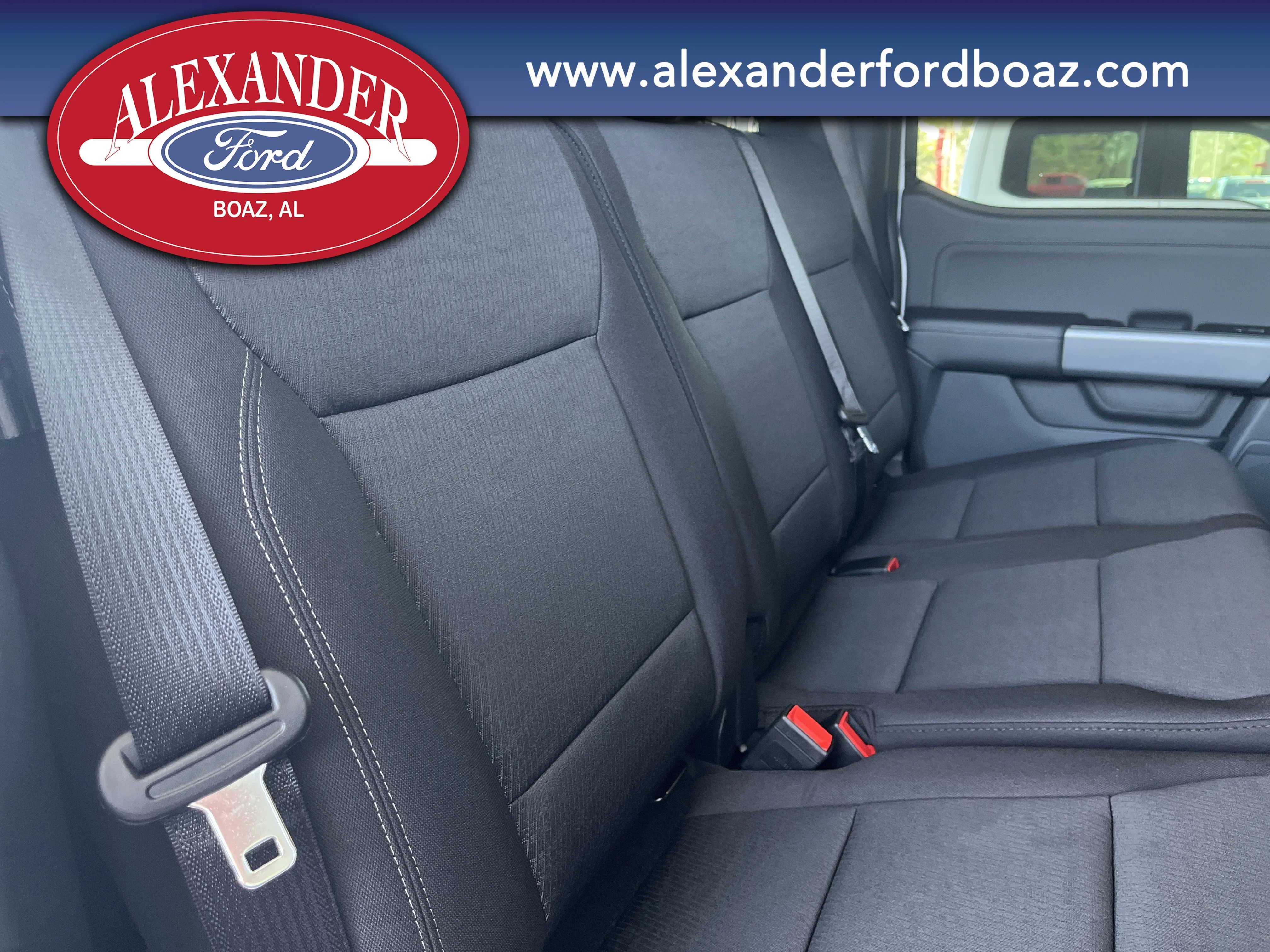 New 2026 Oxford White Ford XLT image 22