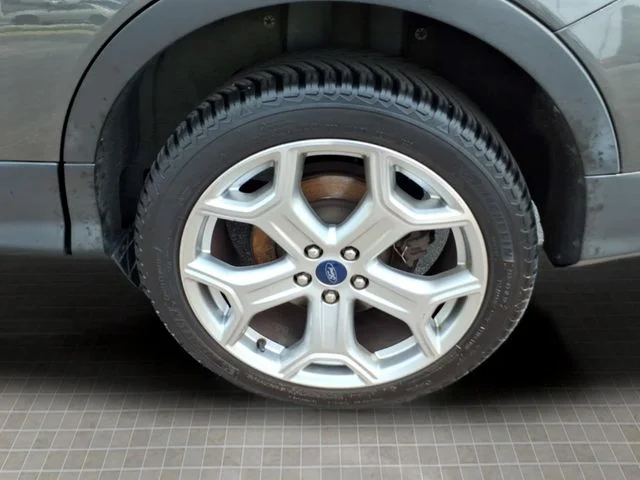 Used 2018 Gray Ford Titanium image 9