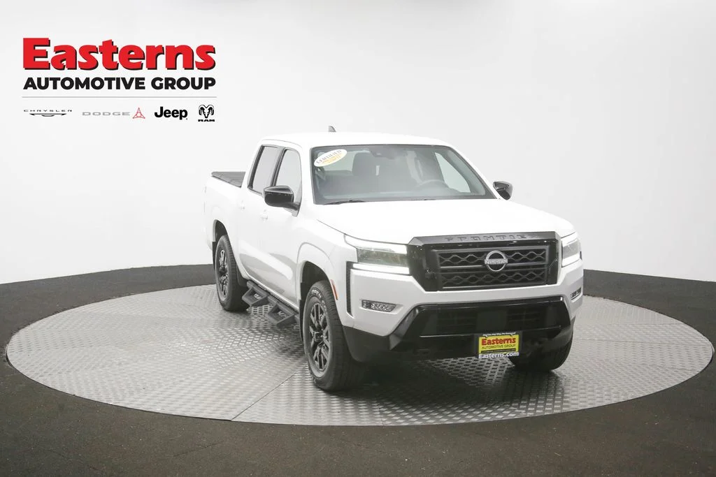 Used 2023 White Nissan SV image 46