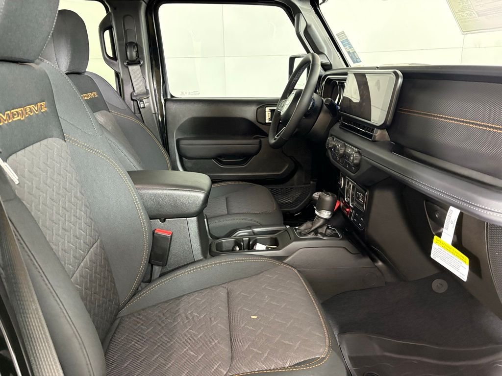 New 2026 Black Clearcoat Jeep Mojave image 13