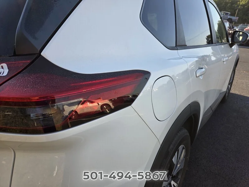 Used 2023 Pearl White NISSAN SV image 9