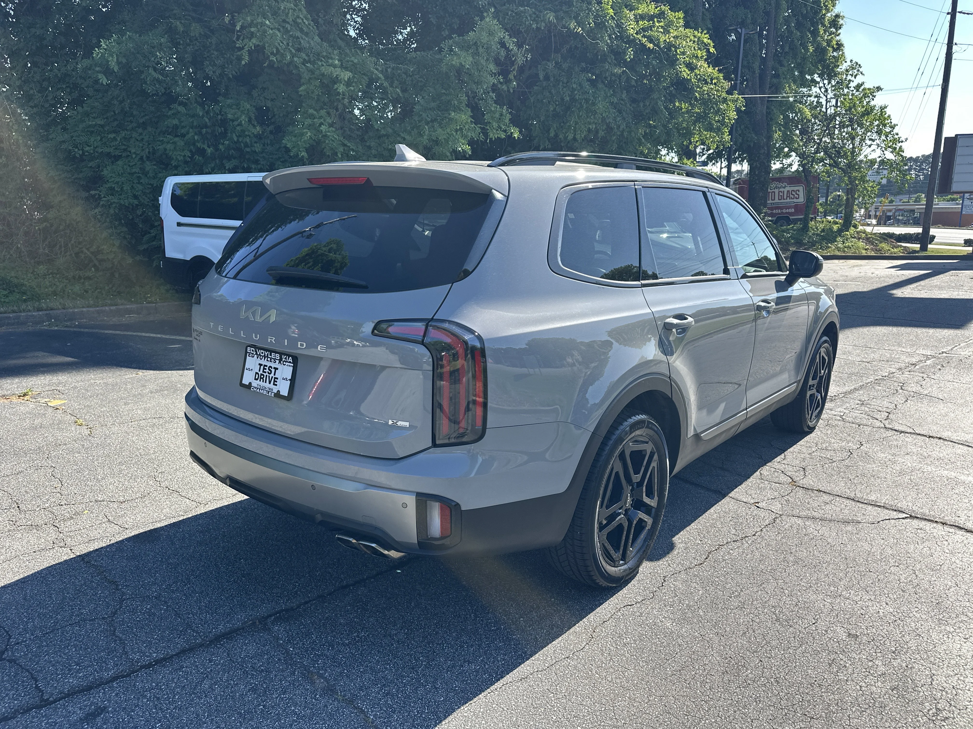 Certified Used 2023 Wolf Gray Kia EX X-Line image 6