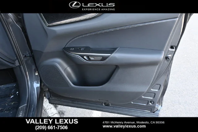 2026 Lexus NX 350 - Photo 20