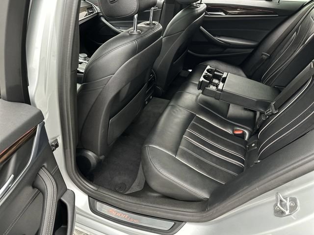 2019 BMW 5 Series 530i - Photo 23