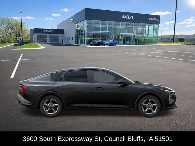 Used 2026 Gray Kia LXS image 8