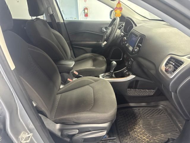 Used 2021 Silver Jeep Sport image 21