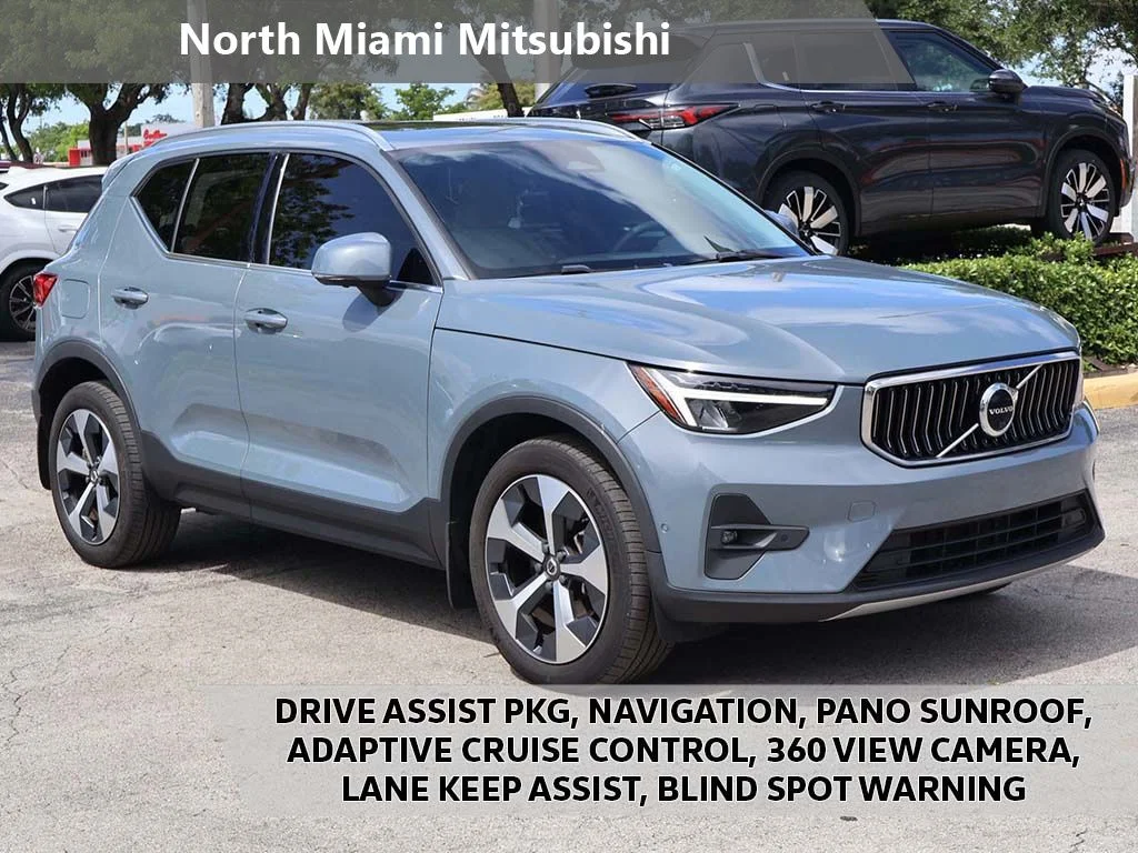 2023 Volvo XC40 B5 Plus Bright AWD's photo