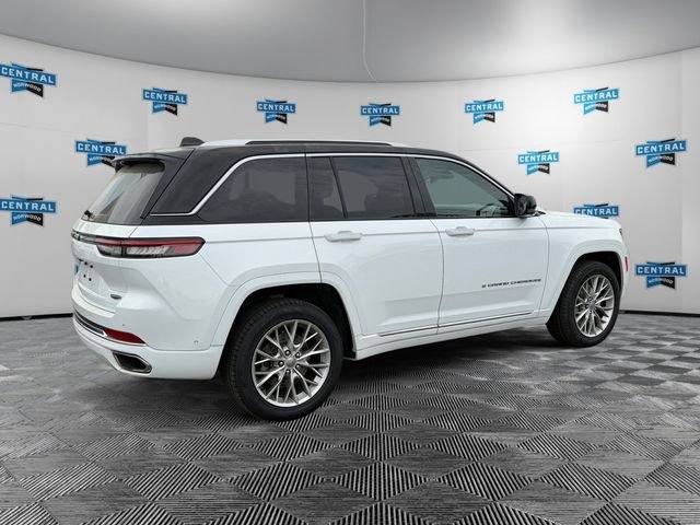 Used 2022 White Jeep Summit 4xe image 6