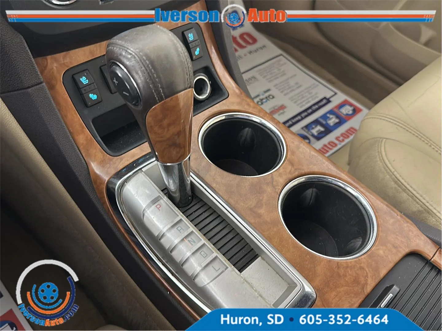 Used 2011 White Diamond Tricoat Buick CXL-2 image 22