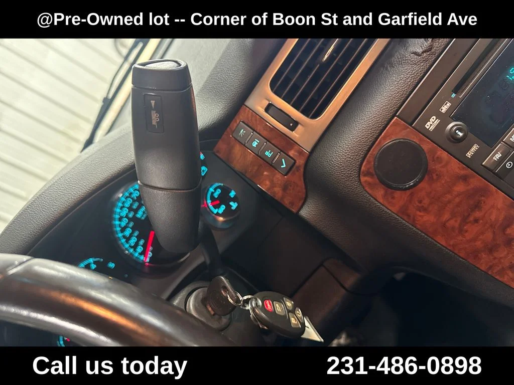Used 2007 Gray Chevrolet LT image 25