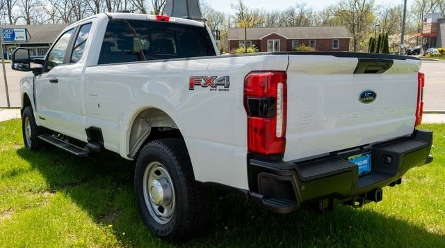 New 2026 Oxford White Ford F-350® XL image 6