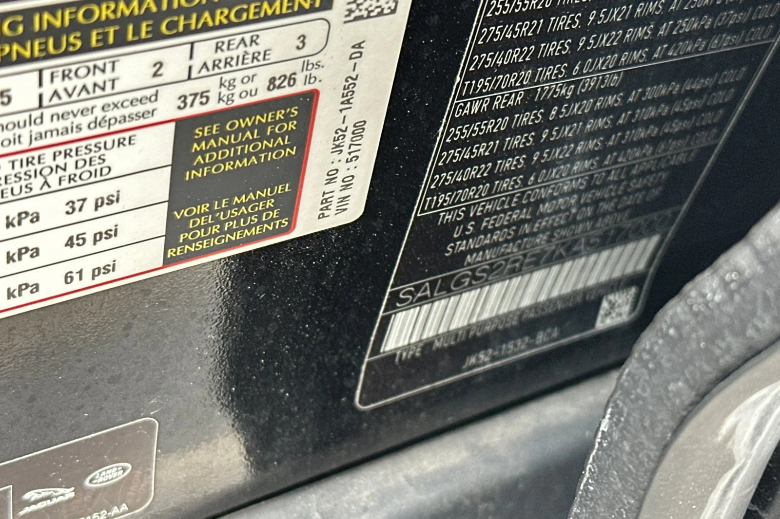 Certified Used 2019 Black Land Rover 5.0L V8 Supercharged image 37