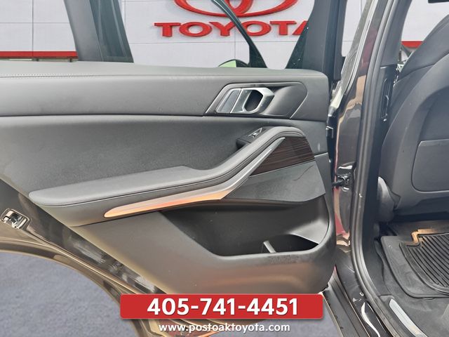 Used 2020 Gray BMW xDrive40i image 18