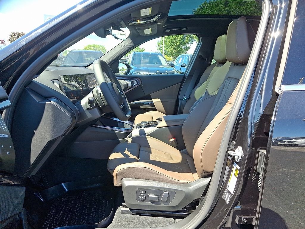 Used 2026 Black Sapphire Metallic BMW 30 xDrive image 6