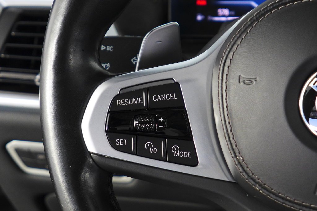 Used 2023 Skyscraper Gray Metallic BMW xDrive40i image 31