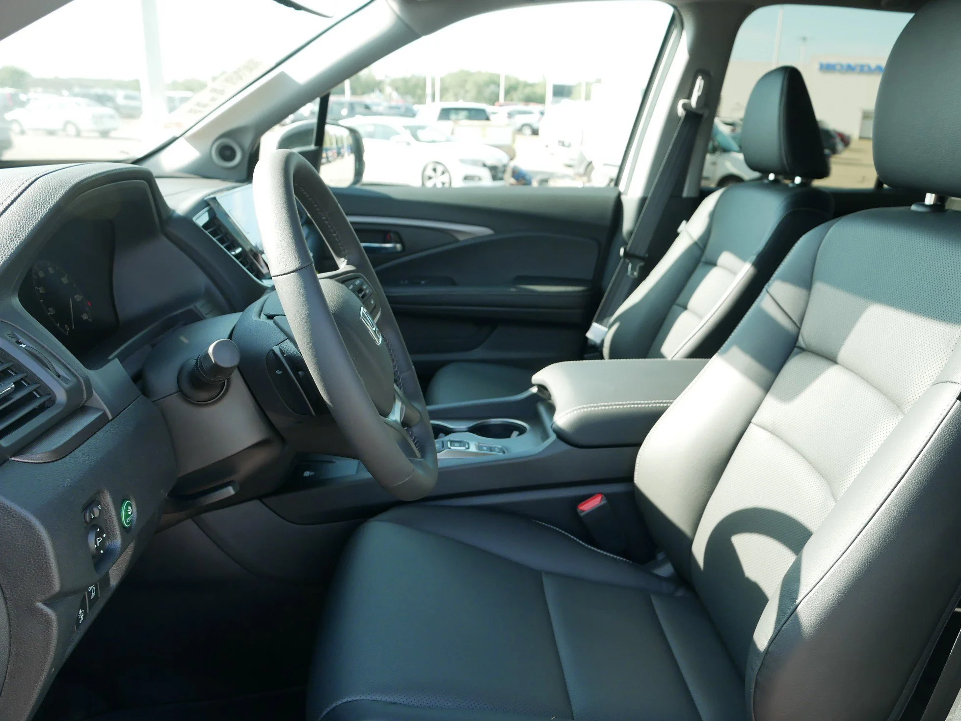 New 2026 Sonic Gray Pearl Honda RTL image 5