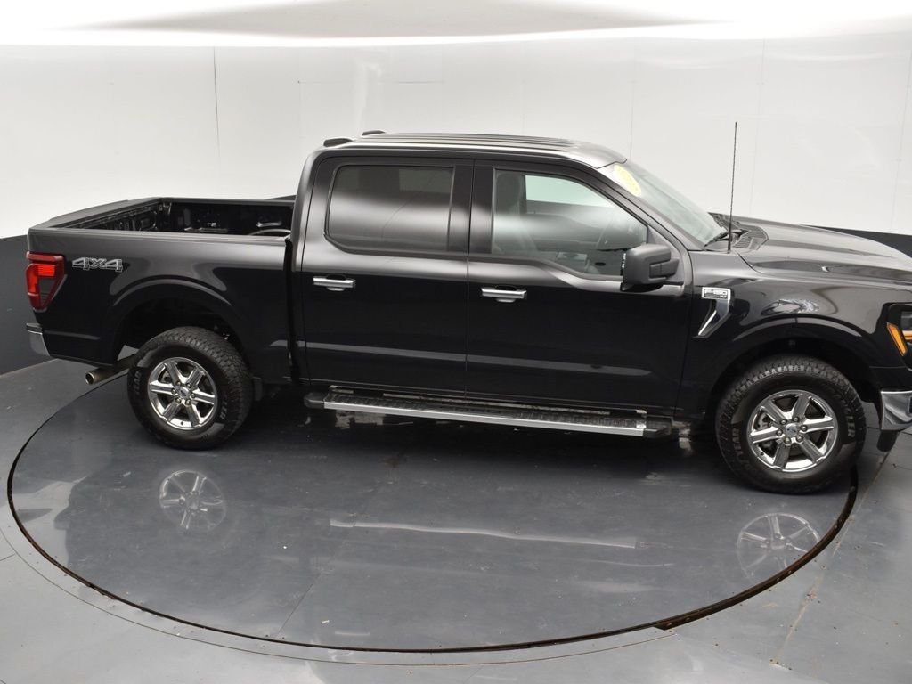 Used 2025 Black Ford XLT image 31