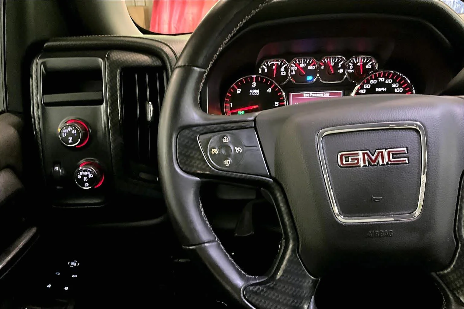 Used 2015 Onyx Black GMC SLE image 24