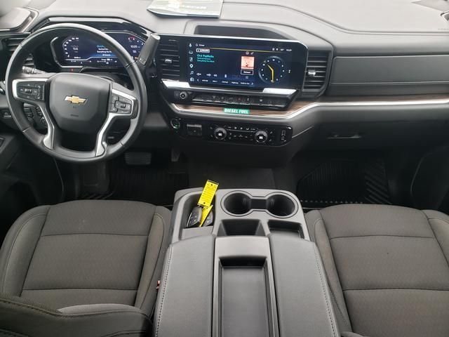 Used 2025 Gray Chevrolet LT image 14