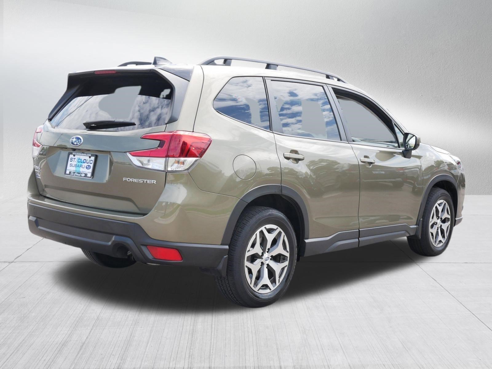 Certified Used 2024 Autumn Green Metallic Subaru Premium image 7