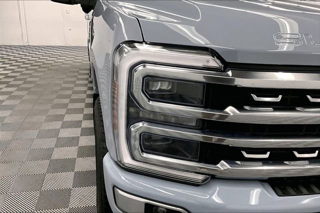2024 Ford F-350 Super Duty Platinum - Photo 35