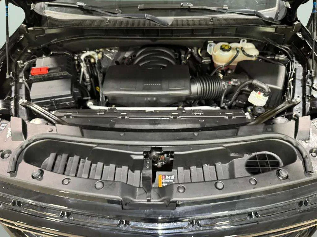 2024 Chevrolet Suburban RST - Photo 30