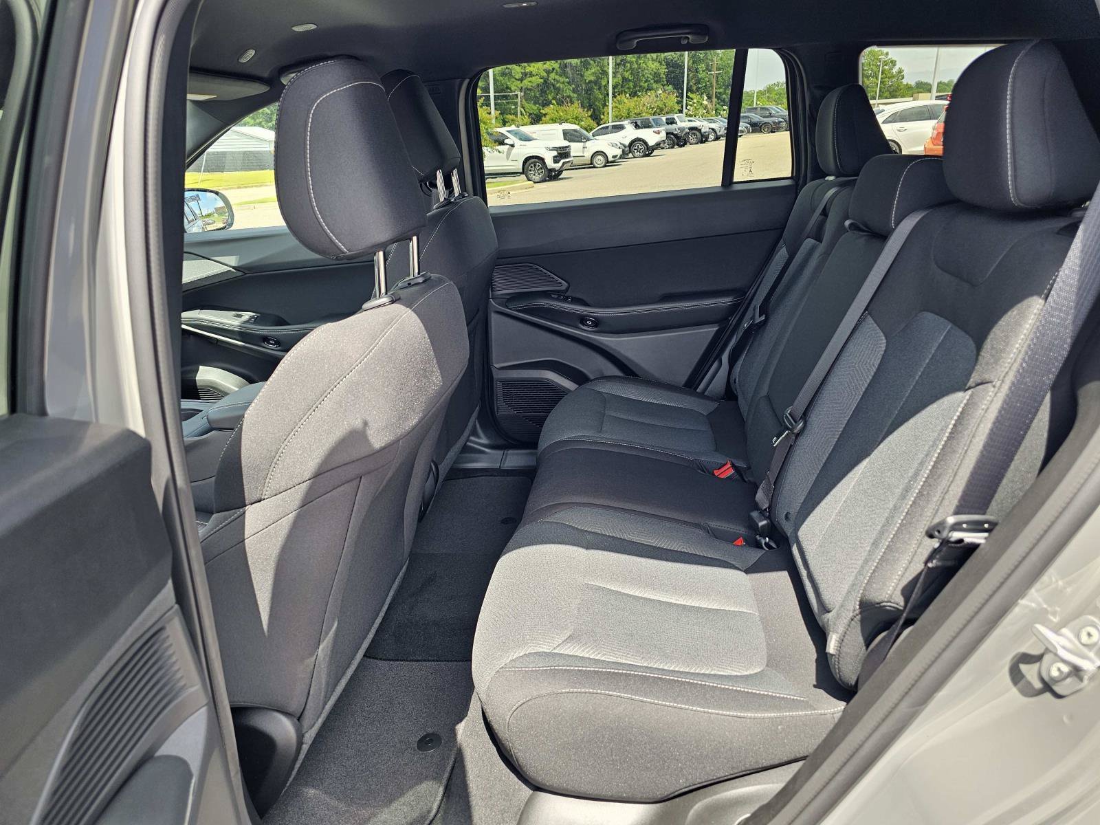 New 2026 Sting-Gray Clearcoat Jeep Laredo image 31