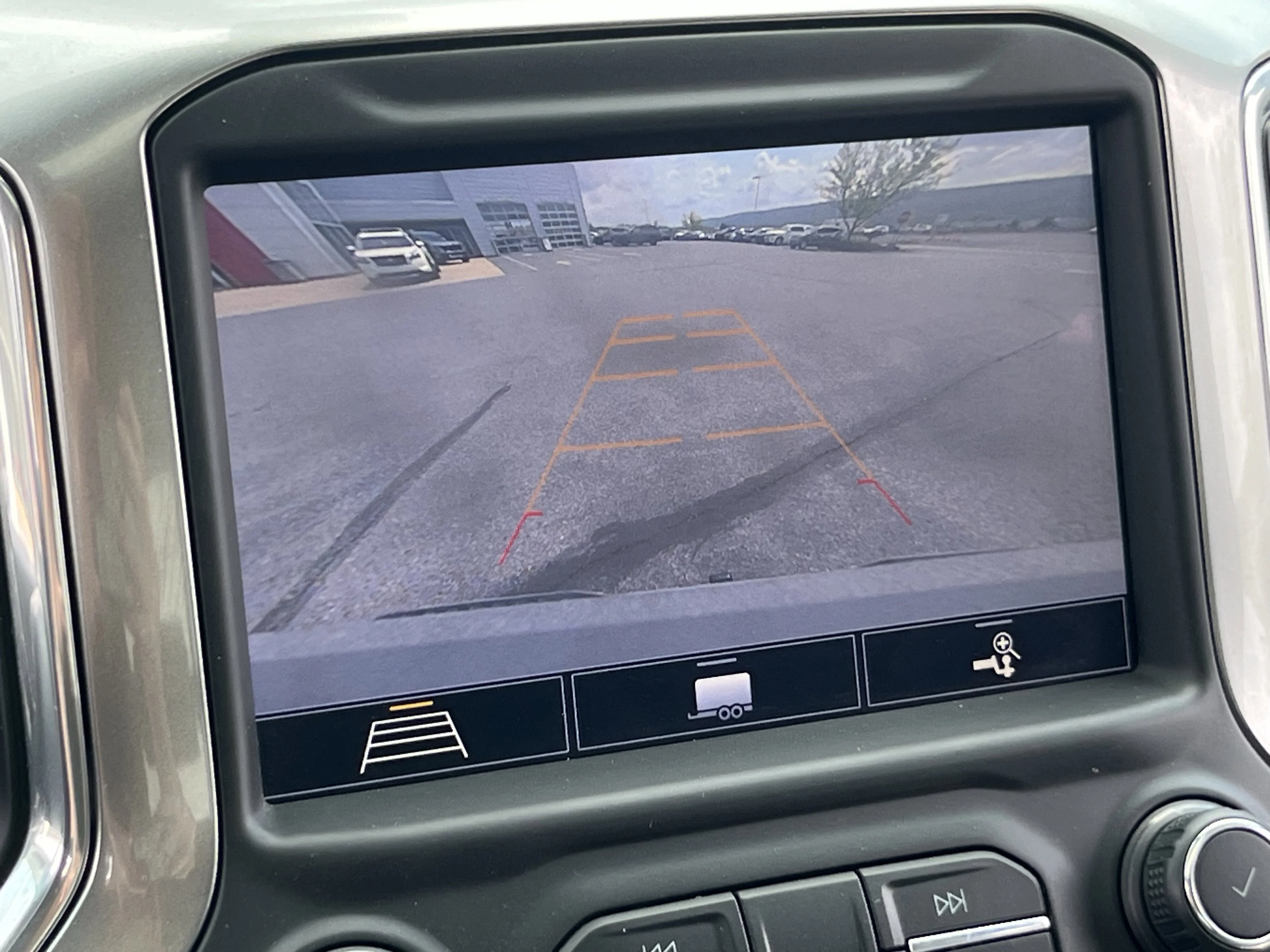 Used 2020 Silver Ice Metallic Chevrolet RST image 25