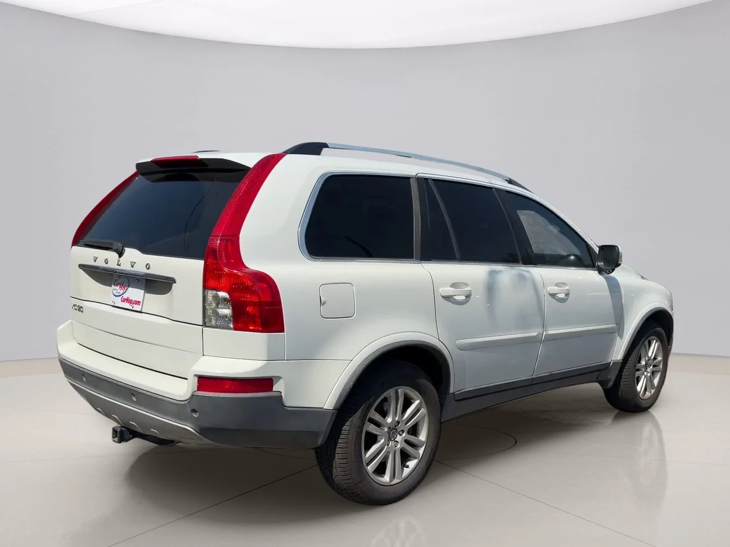 Used 2011 White Volvo 3.2 image 5