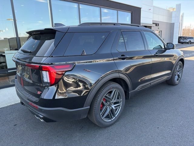 New 2026 Agate Black Metallic Ford ST image 3