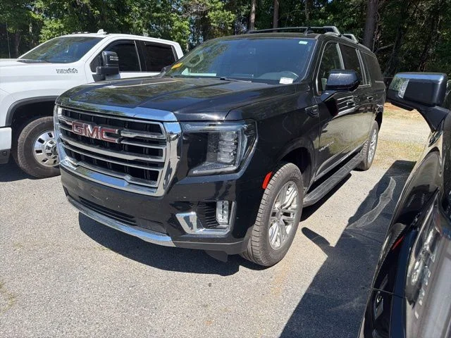 Used 2021 Black GMC SLT image 3