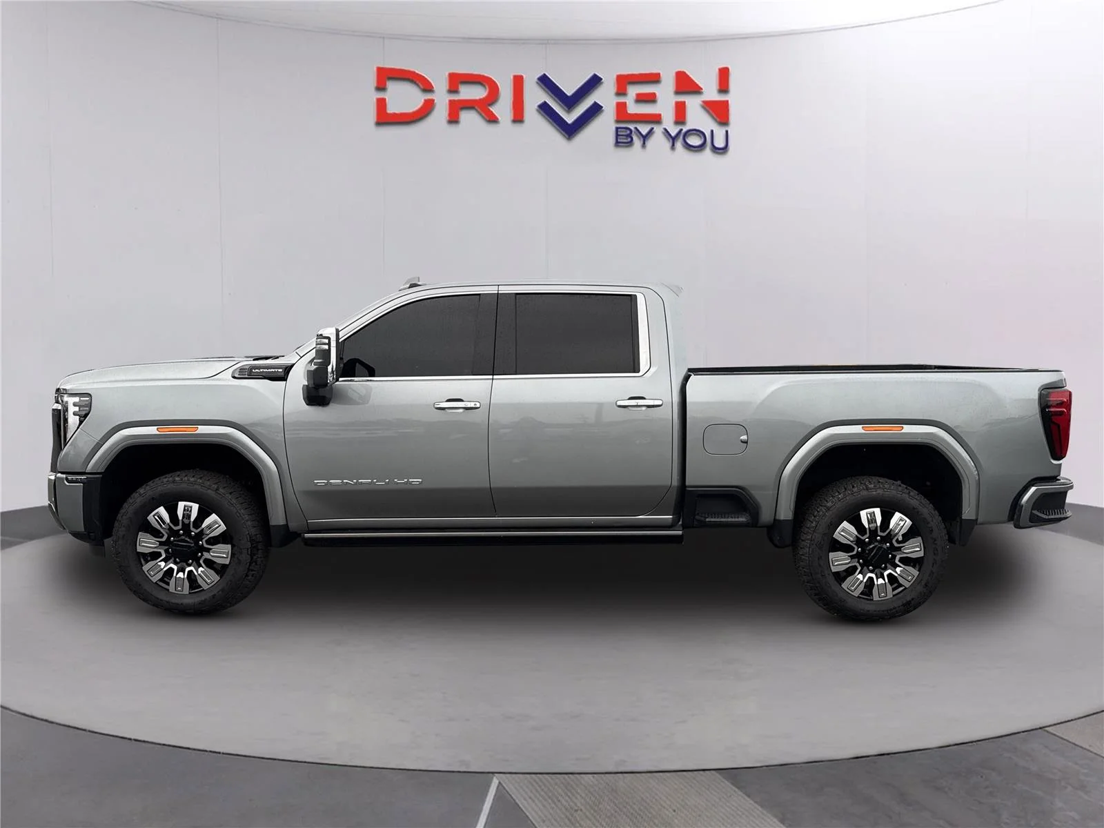 Used 2024 Sterling Metallic GMC Denali Ultimate image 7