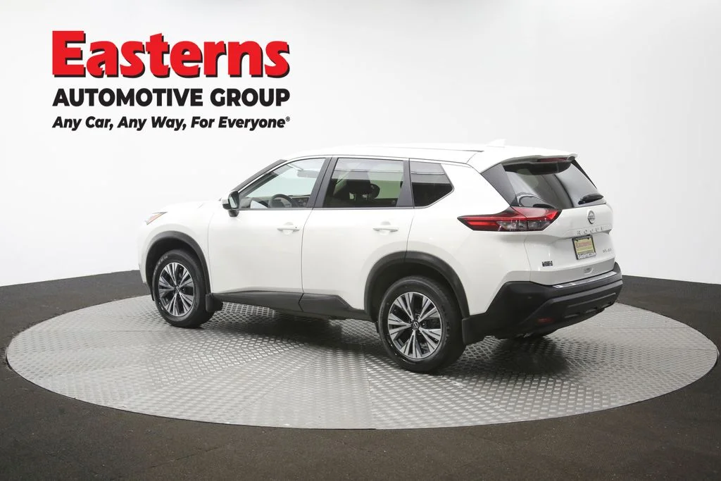 Used 2023 White Nissan SV image 61