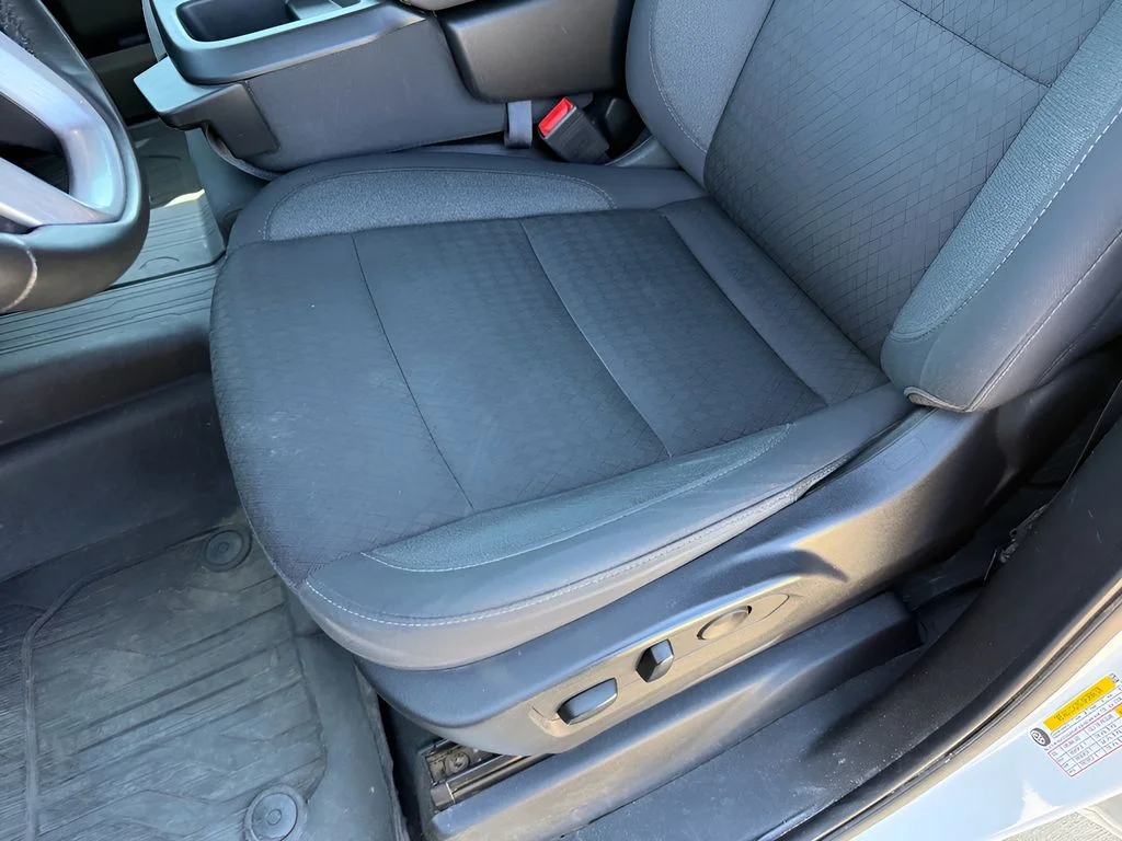 Used 2024 Summit White GMC SLE image 25