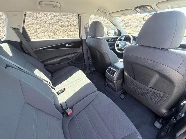 2019 Kia Sorento L - Photo 26