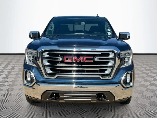 Used 2019 Blue GMC SLT image 2