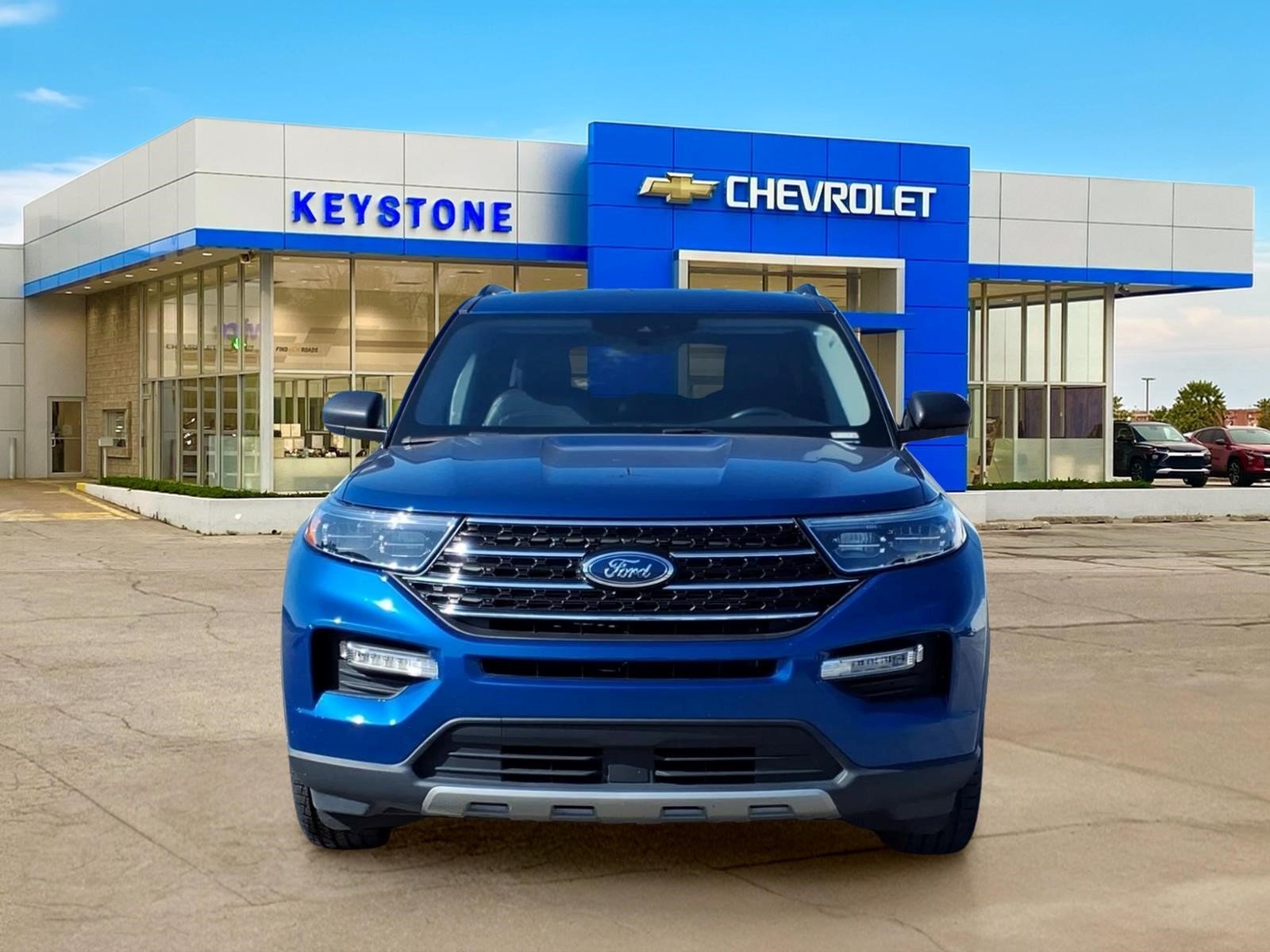 Used 2021 Blue Ford XLT image 2