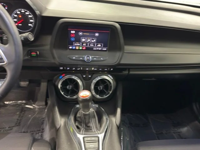 Used 2021  Chevrolet LT1 image 12