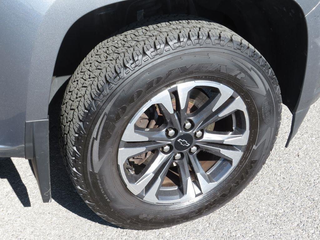 Used 2021 Steel Metallic Chevrolet Z71 image 11