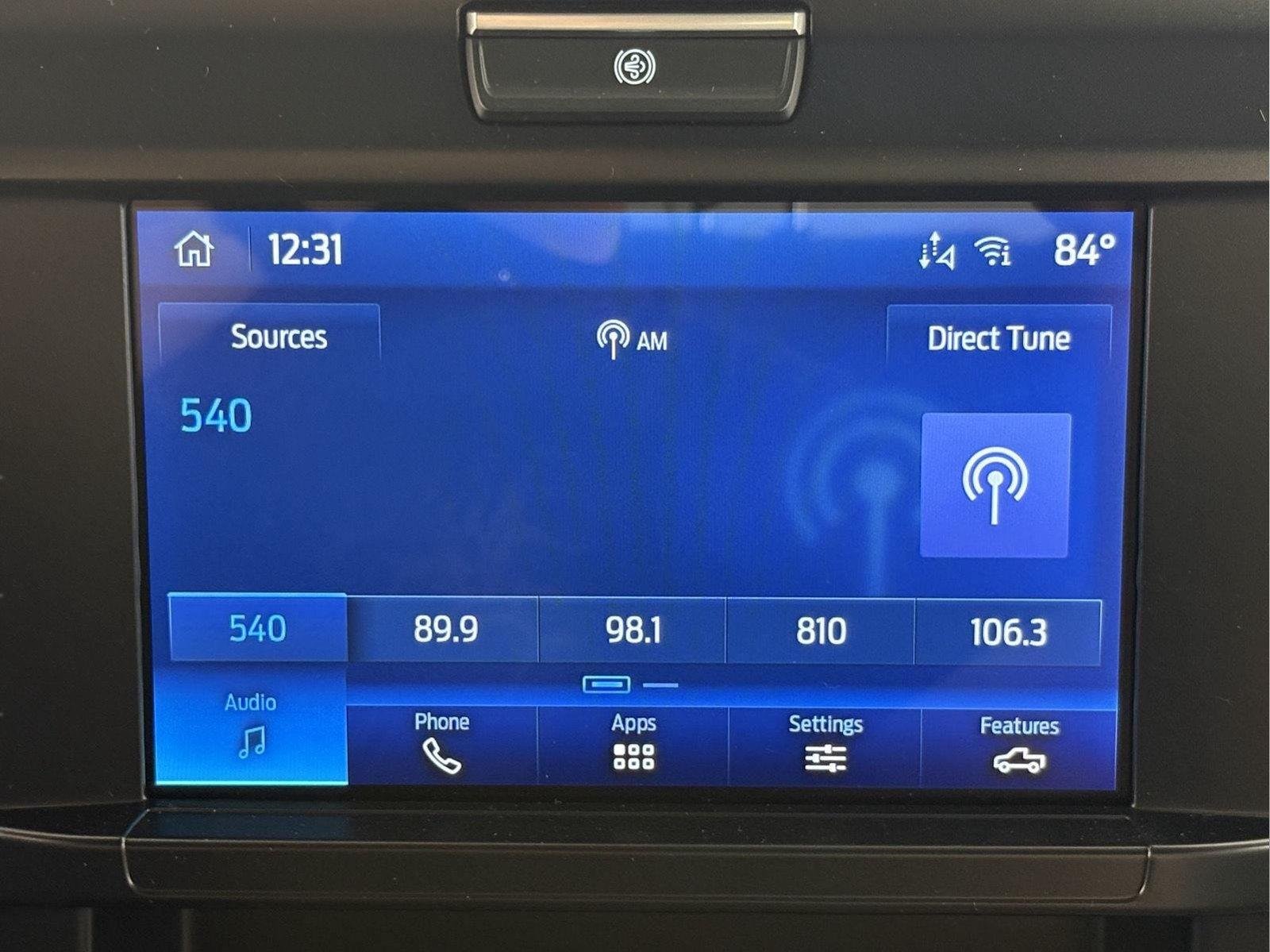 New 2026 Oxford White Ford F-350® XLT image 40