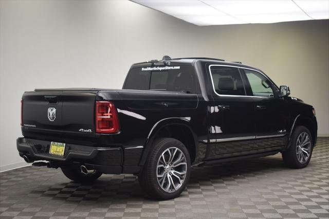 New 2027 Diamond Black Crystal Pearl-Coat Exterior Paint RAM Tungsten image 5